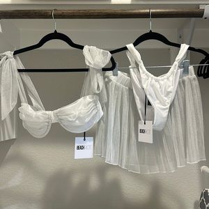 Beach Riot | Drea Top | Briar Skirt | Joan Bottom | swimsuit and skirt